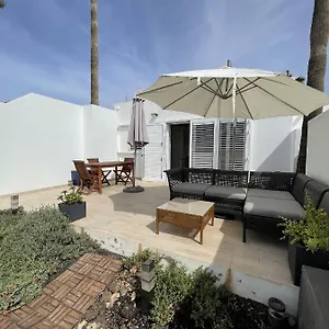  Ferienhaus Casahost Townhouse Lise Spanien